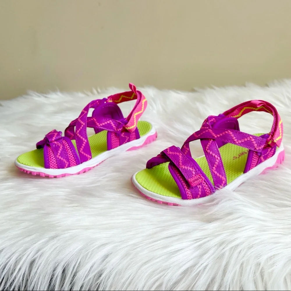 NIB Carters Splash 3G Pink Sandals